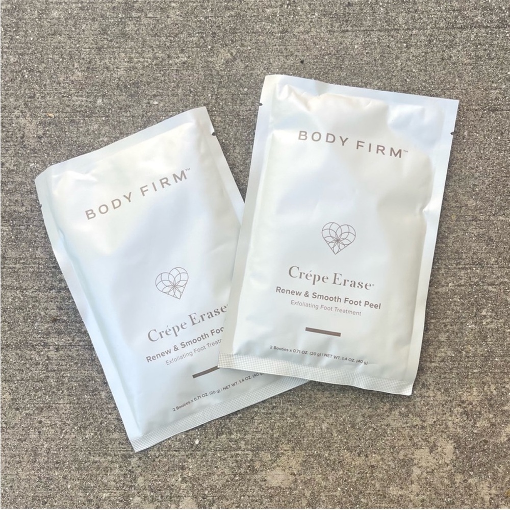 NEW Crepe Erase Renew & Smooth Foot Peel